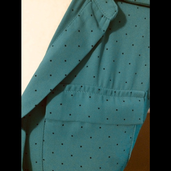 LOFT sleeveless top - Picture 2 of 2